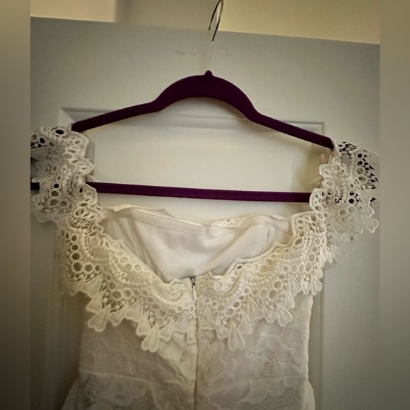 White off the shoulder midi dress - Picture 7 of 10